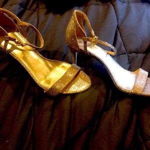 Gold MK shoes worn once . 91/2 - I normally wear 9 but these tan a little small
